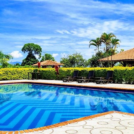 Hotel Campestre Cafe Tropical Quimbaya Zewnętrze zdjęcie