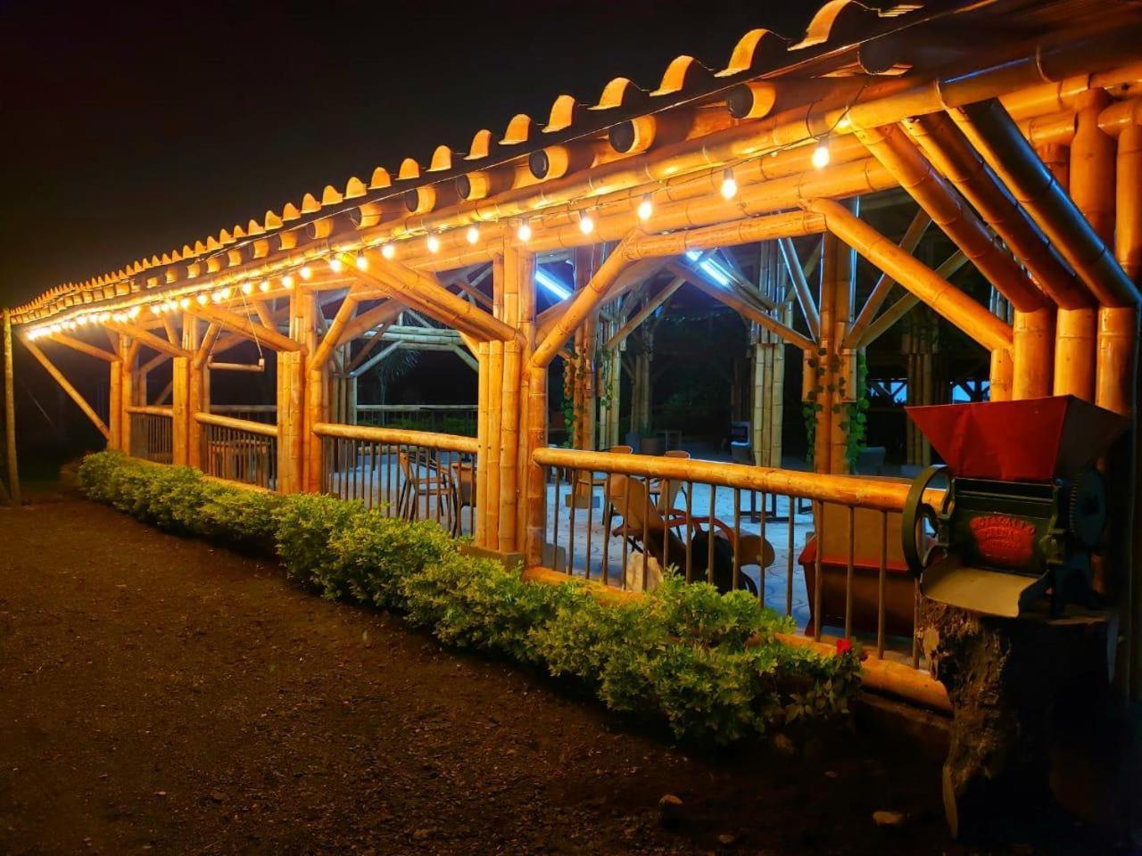 Hotel Campestre Cafe Tropical Quimbaya Zewnętrze zdjęcie