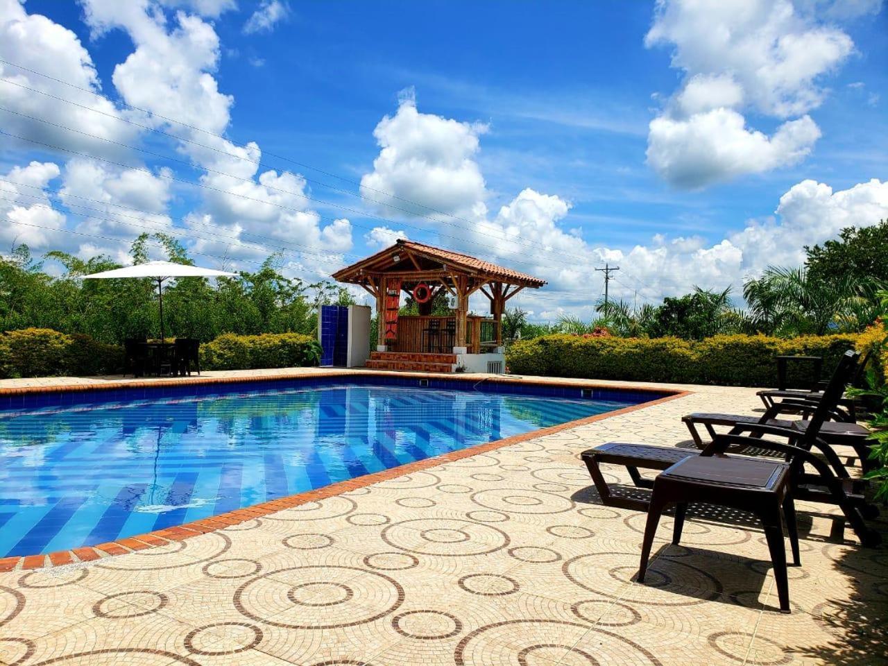 Hotel Campestre Cafe Tropical Quimbaya Zewnętrze zdjęcie